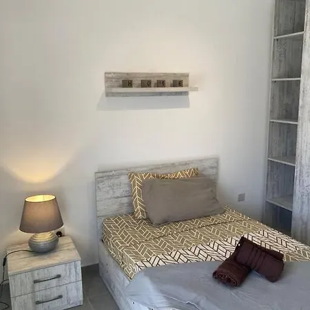 Dream Theatre Maisonette Apartment
