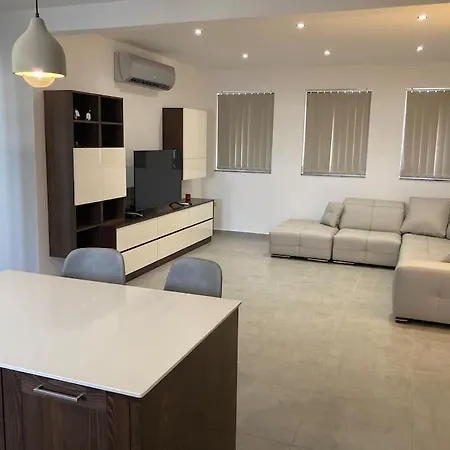 Dream Theatre Maisonette Apartment Marsaskala