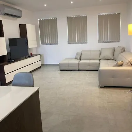 Dream Theatre Maisonette * Marsaskala