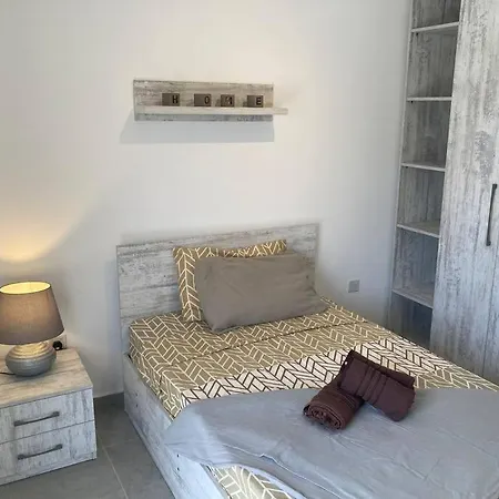 Dream Theatre Maisonette Apartment