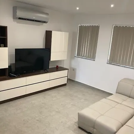 Dream Theatre Maisonette Marsaskala