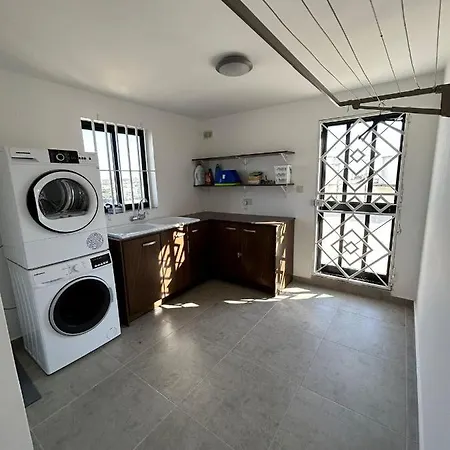 Dream Theatre Maisonette