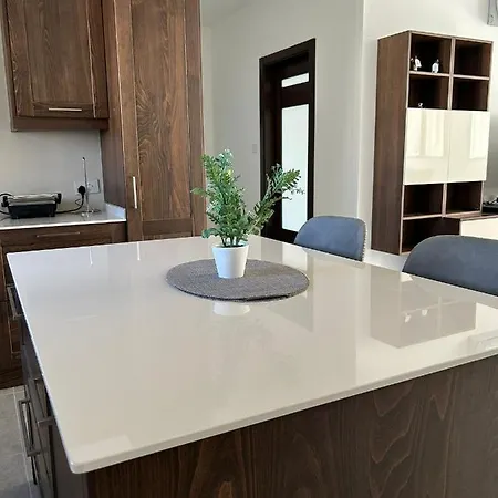 Dream Theatre Maisonette *